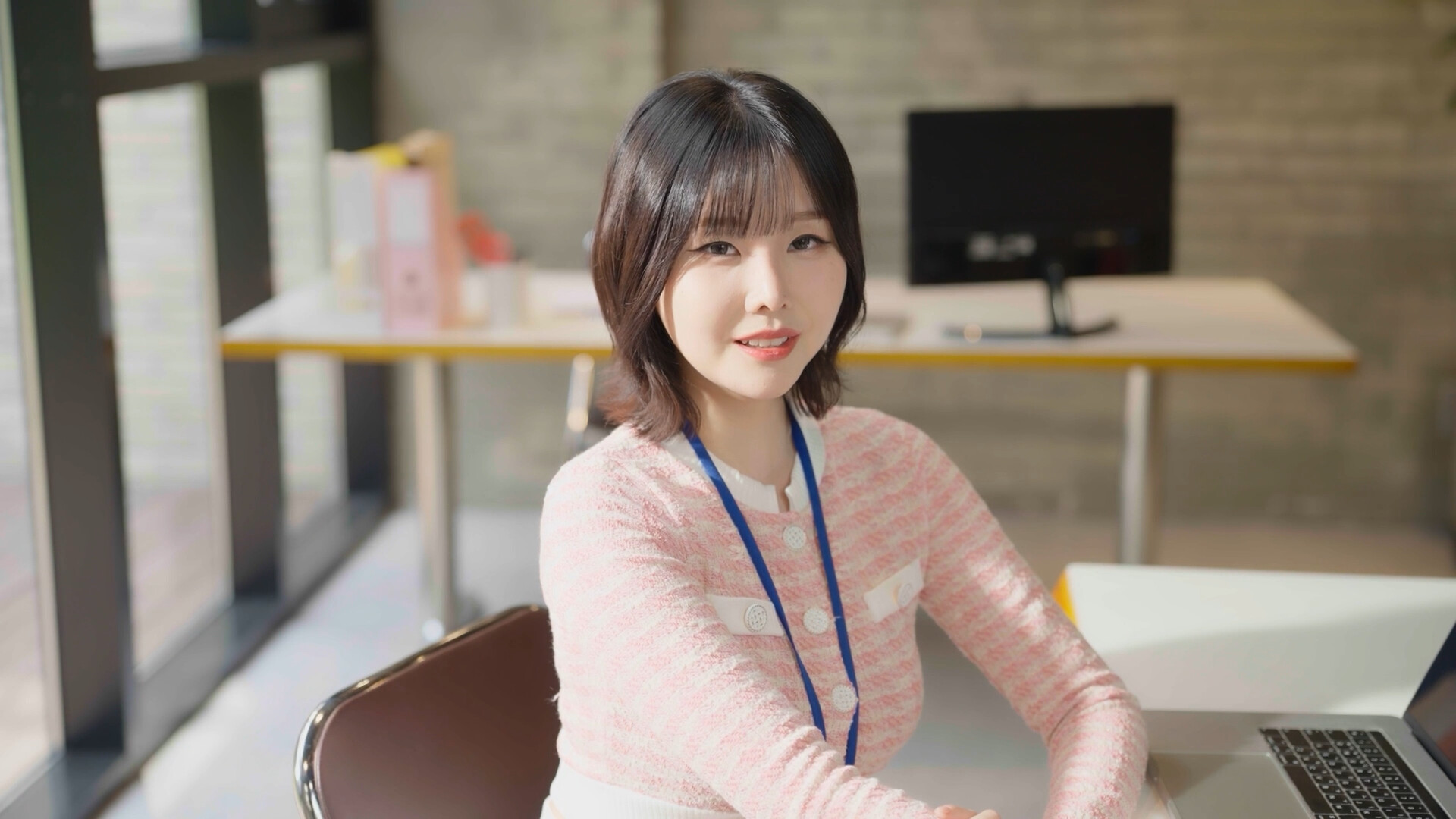 图片[4]-《嘘，美女拍摄中》中文版-资源项目网